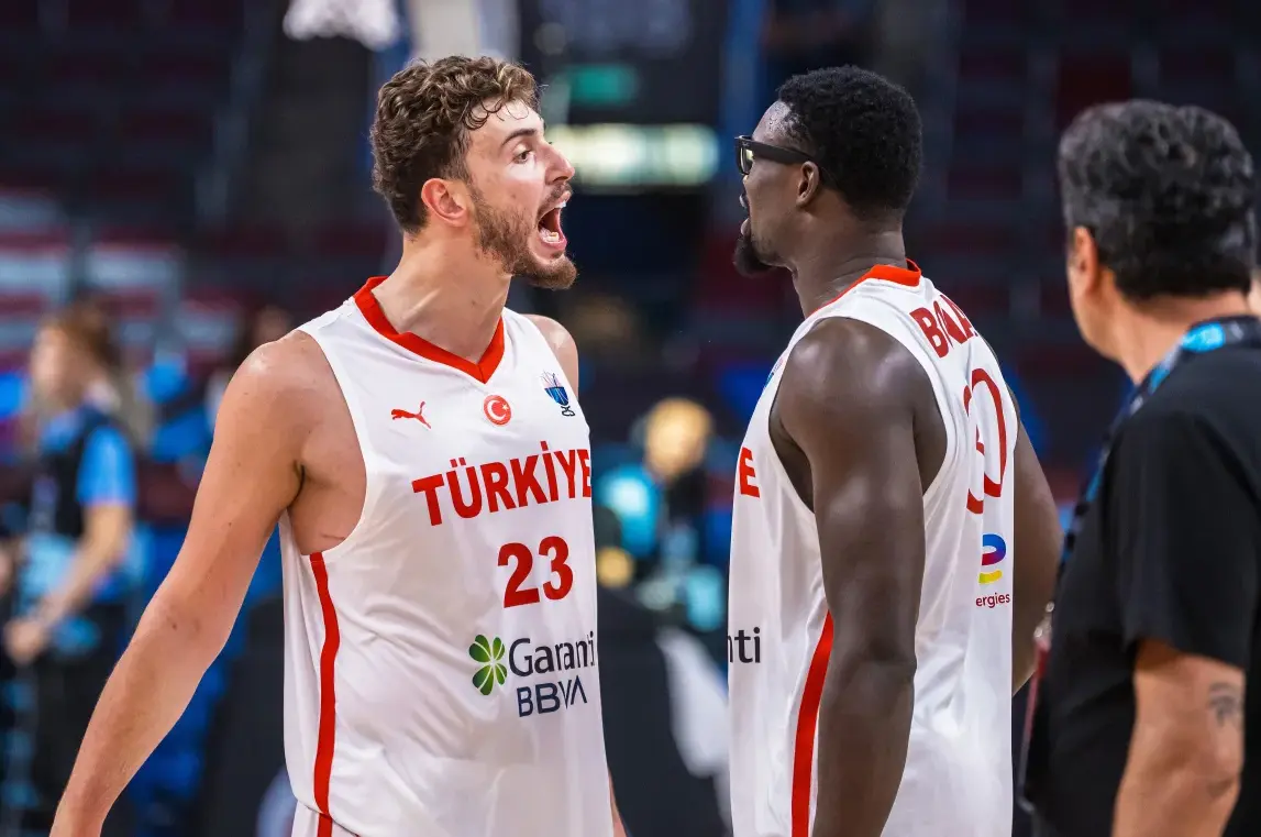 母哥, 带回国家