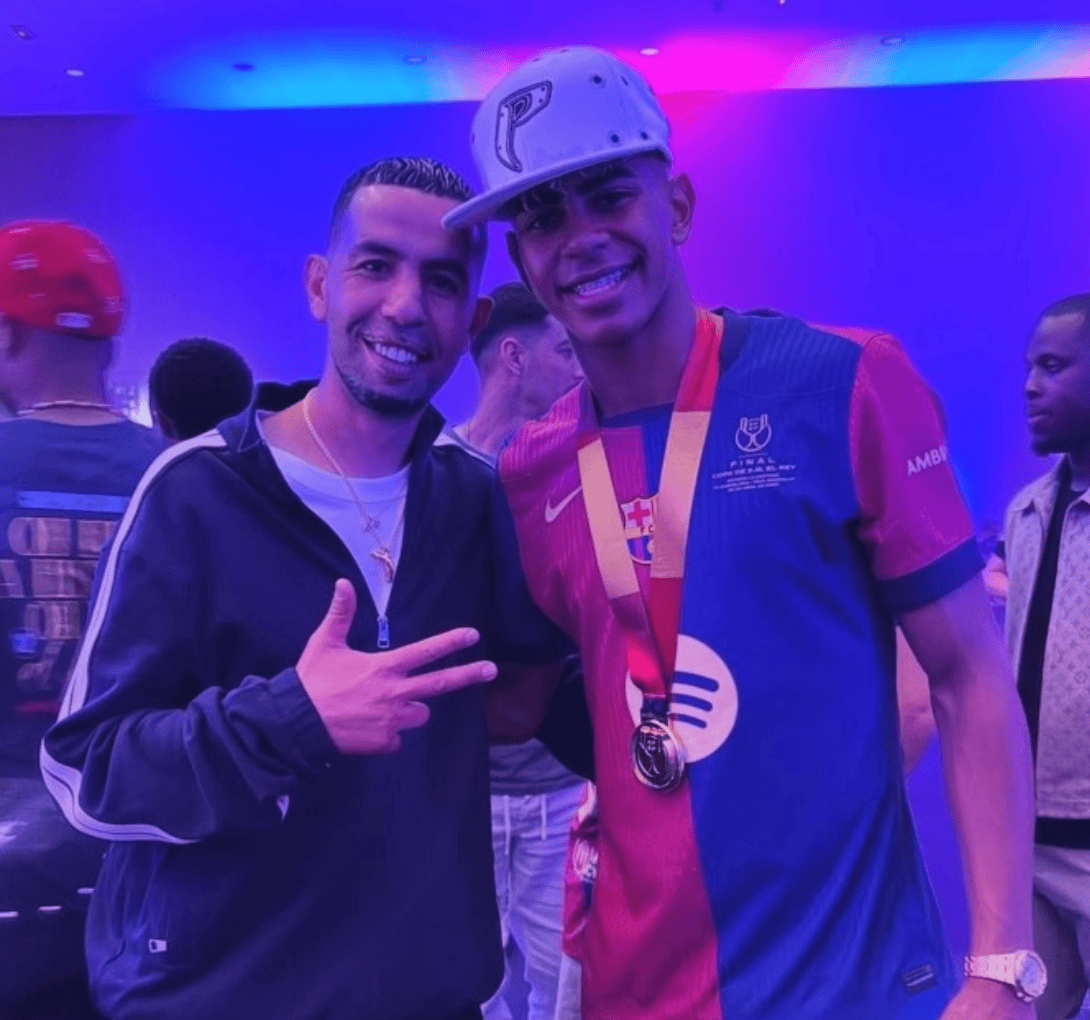 巴黎, 迅速成名, 建立清晰的 巴黎, 迅速成名, 建立清晰的