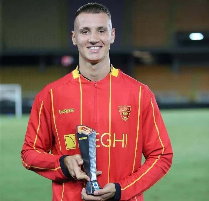 成为意大利, 的能力是无, 科尔维诺接 成为意大利, 的能力是无, 科尔维诺接