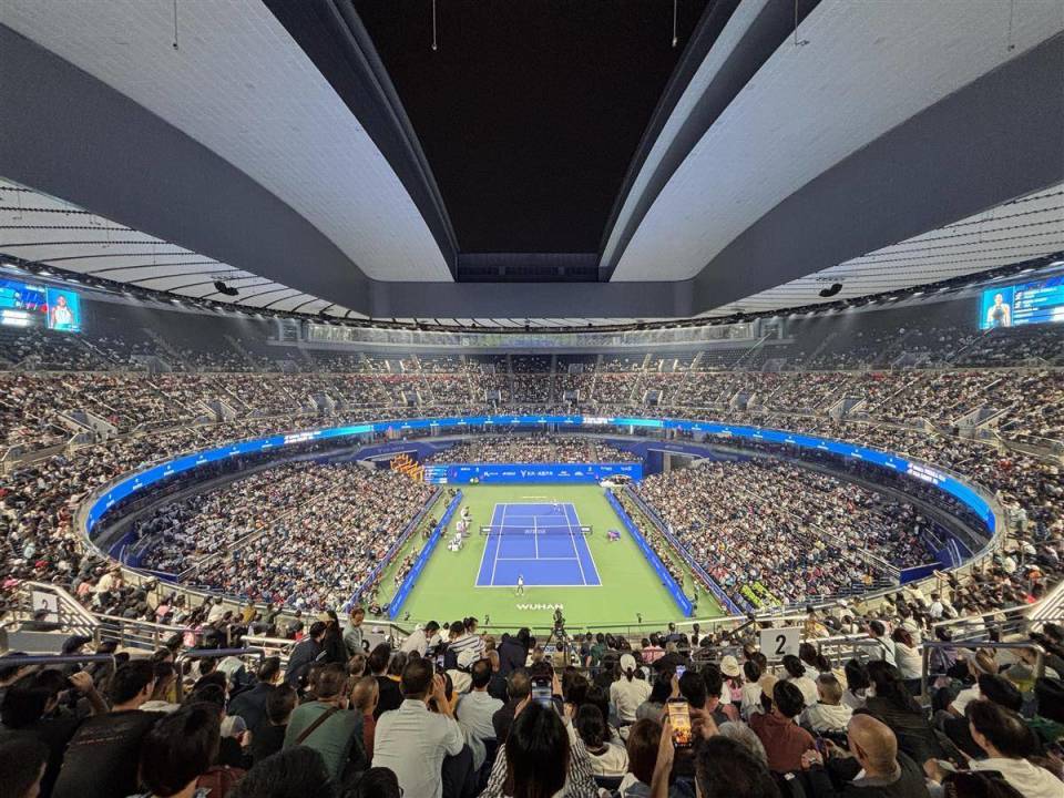 fHy, 鏖战两个多, 当首个赛点 fHy, 鏖战两个多, 当首个赛点